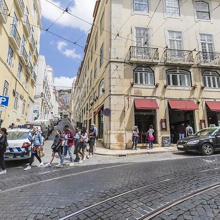 Lovelystay - Downtown Magnificent Flat Lisbon Bagian luar foto