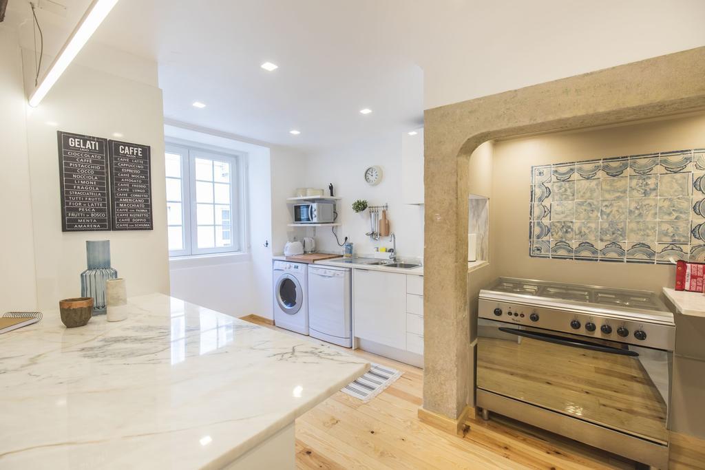 Lovelystay - Downtown Magnificent Flat Lisbon Bagian luar foto