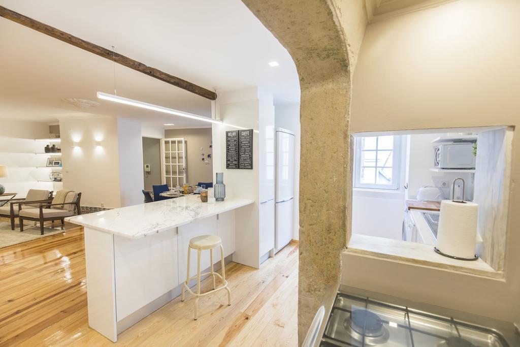 Lovelystay - Downtown Magnificent Flat Lisbon Bagian luar foto