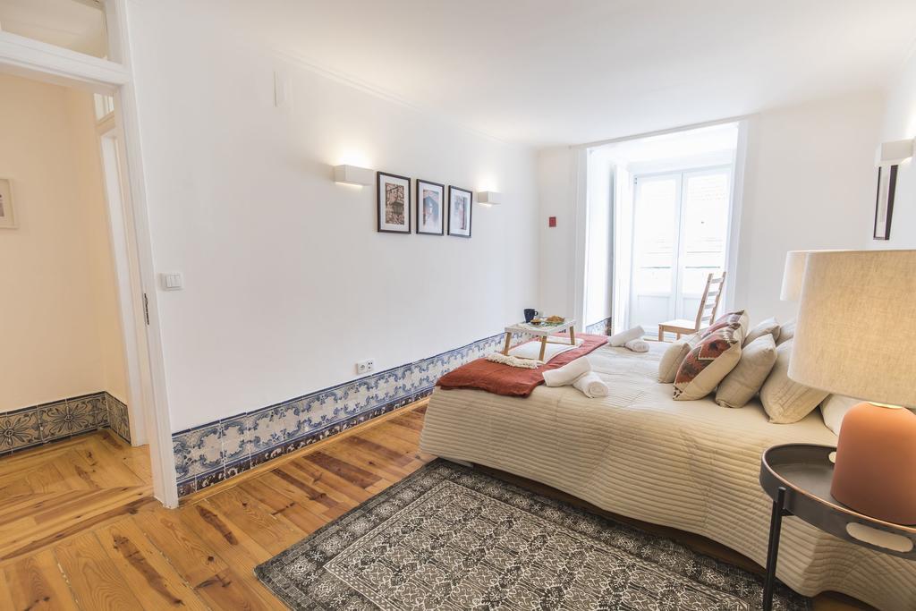 Lovelystay - Downtown Magnificent Flat Lisbon Bagian luar foto