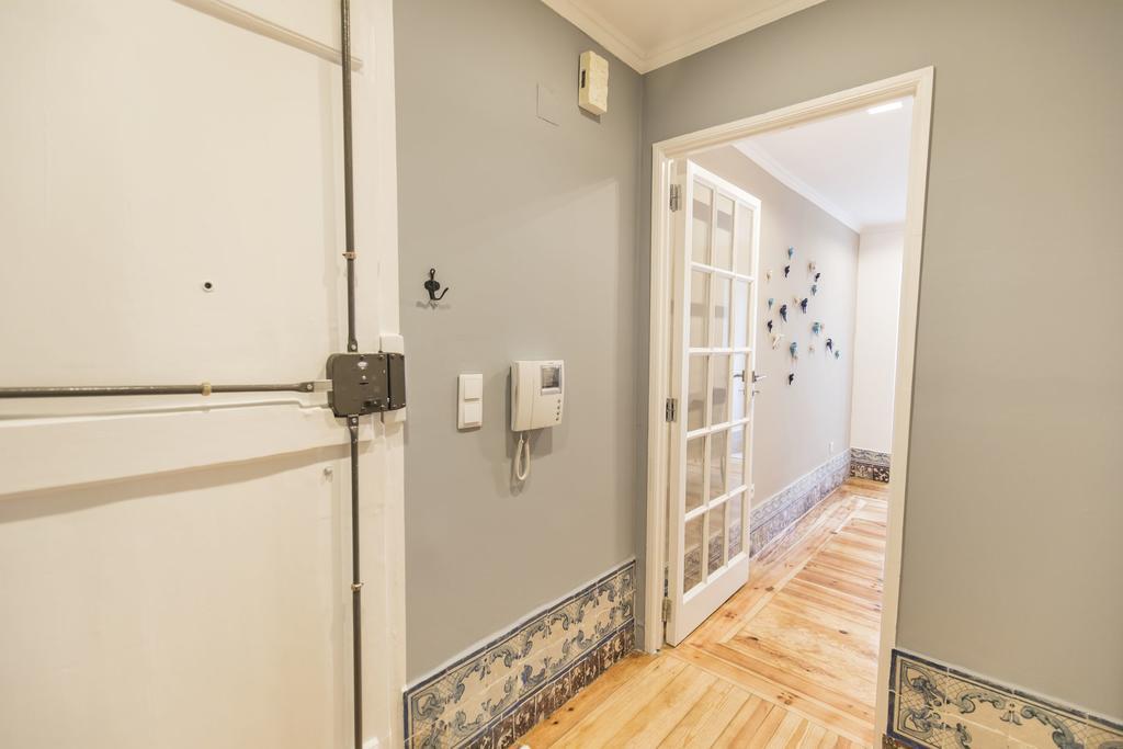 Lovelystay - Downtown Magnificent Flat Lisbon Bagian luar foto