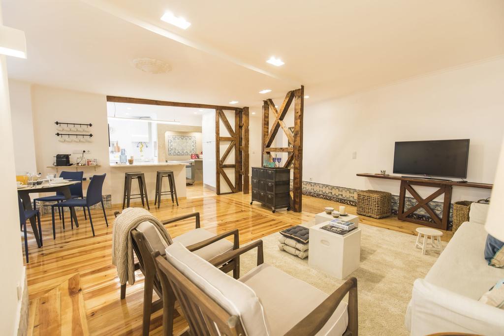 Lovelystay - Downtown Magnificent Flat Lisbon Bagian luar foto