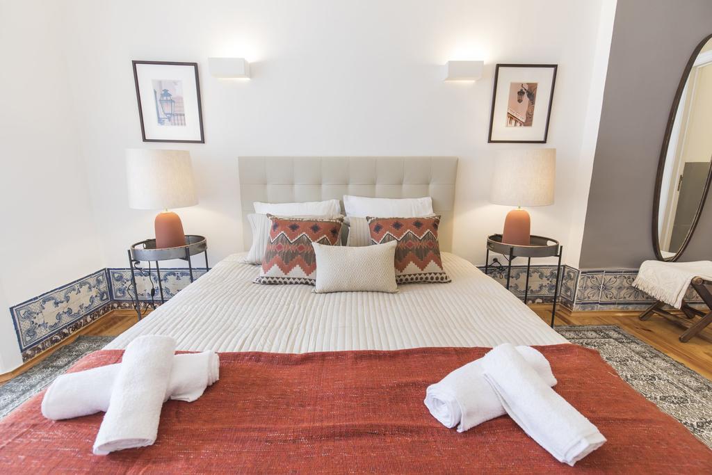 Lovelystay - Downtown Magnificent Flat Lisbon Bagian luar foto